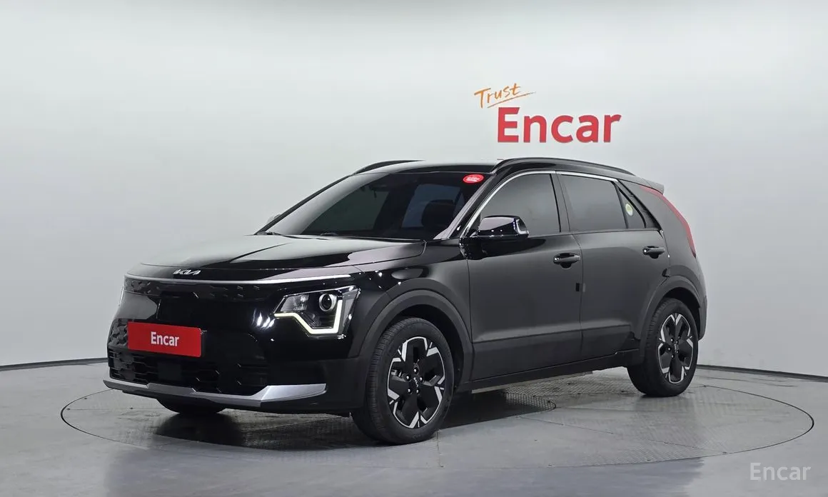 Photo 1 - Kia Niro