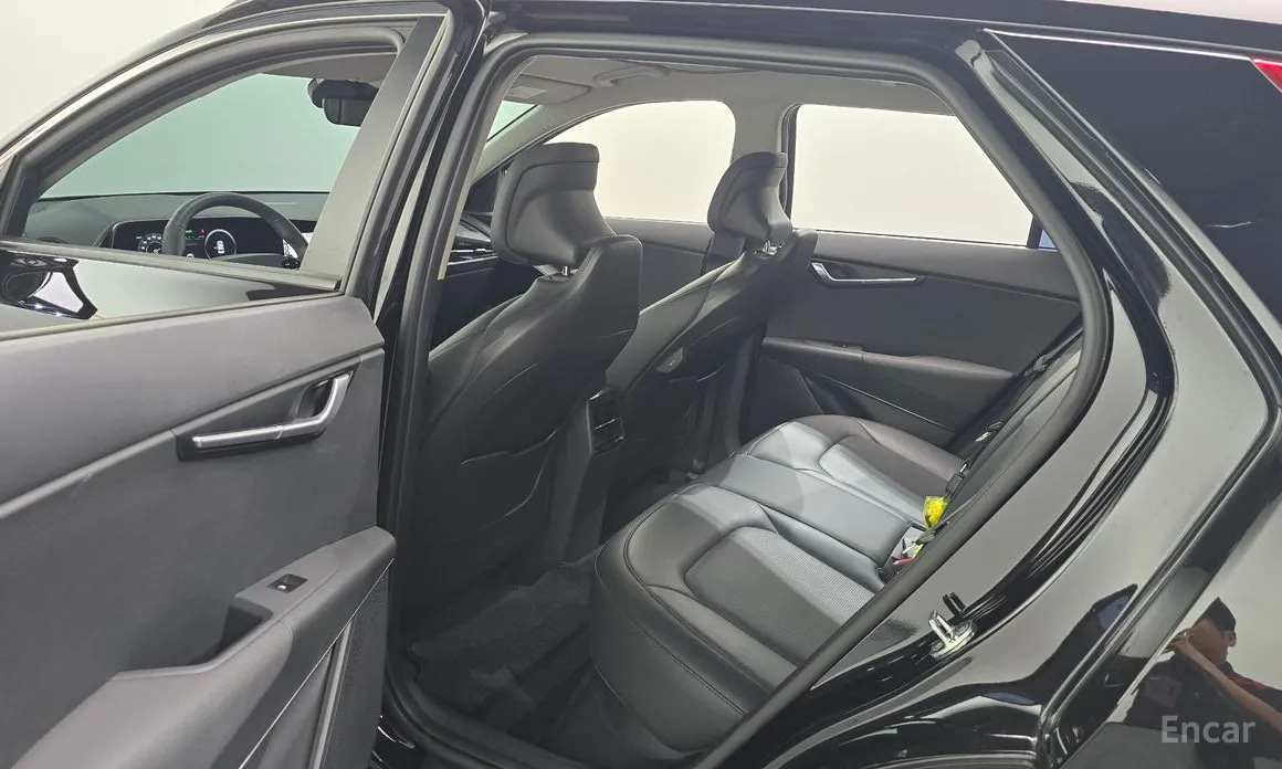 Photo 12 - Kia Niro