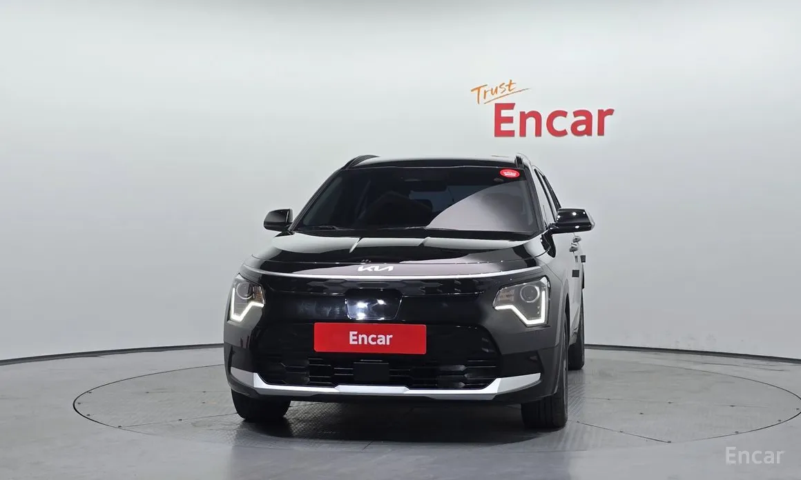Photo 3 - Kia Niro