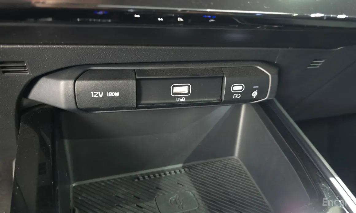 Photo 31 - Kia Niro