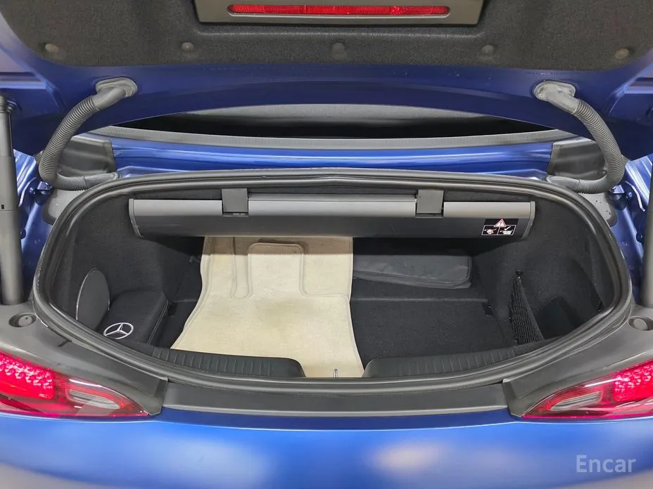 Mercedes-Benz SL-Class 2023 AMG SL63 4MATIC+