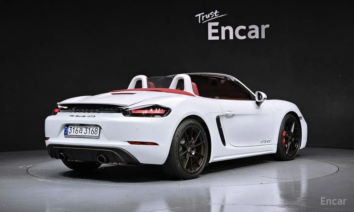 2016 Porsche 718