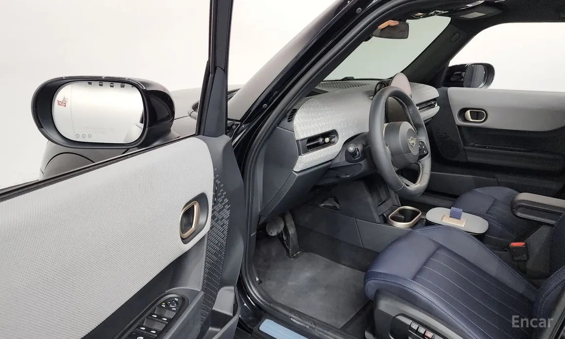 Mini Cooper 2024 5 Door Favoured