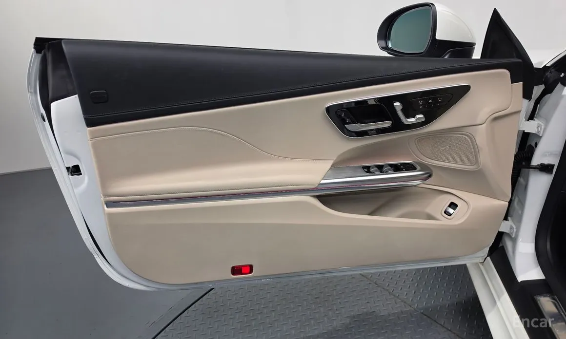 Mercedes-Benz CLE-Class 2024 CLE200 Cabriolet
