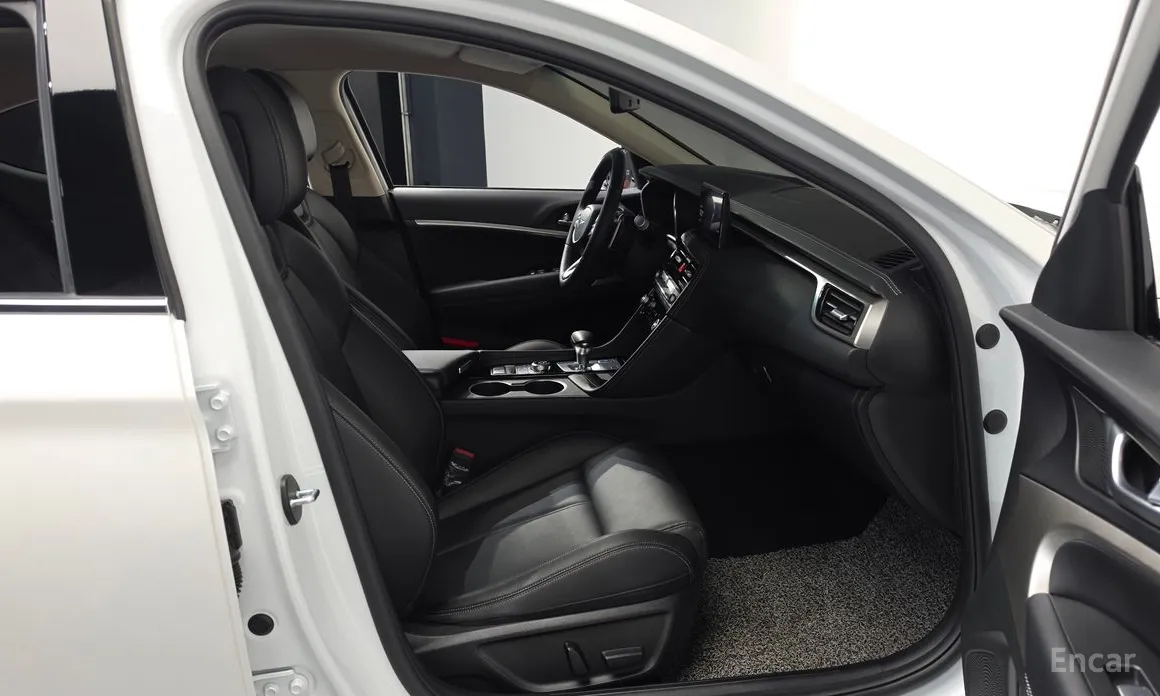 Genesis G70 2020 Gasoline 2.5T 4WD