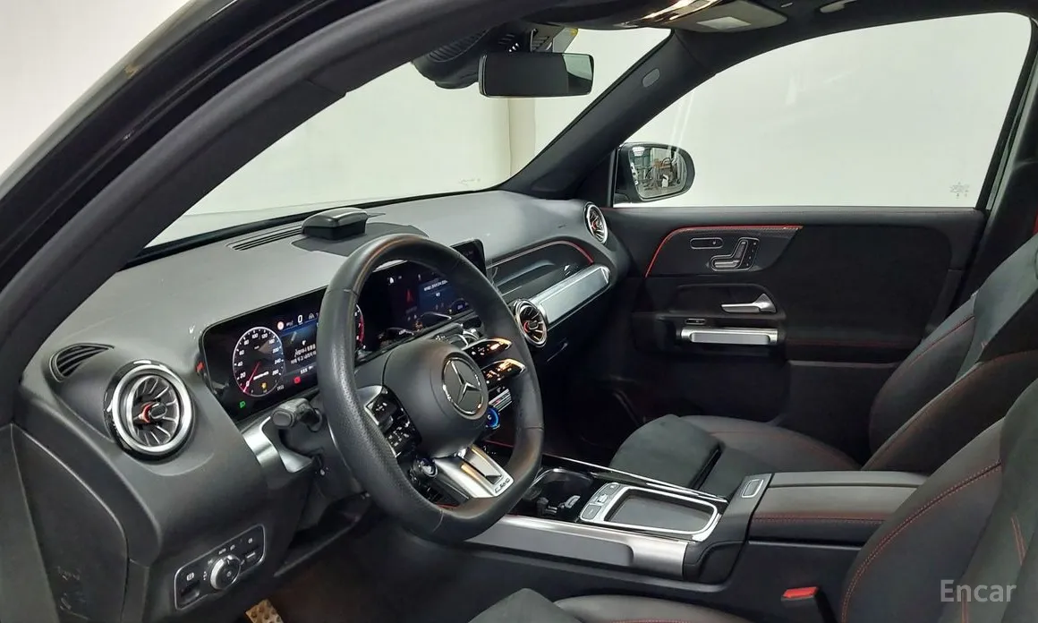 Mercedes-Benz GLB-Class 2020 AMG GLB35 4MATIC
