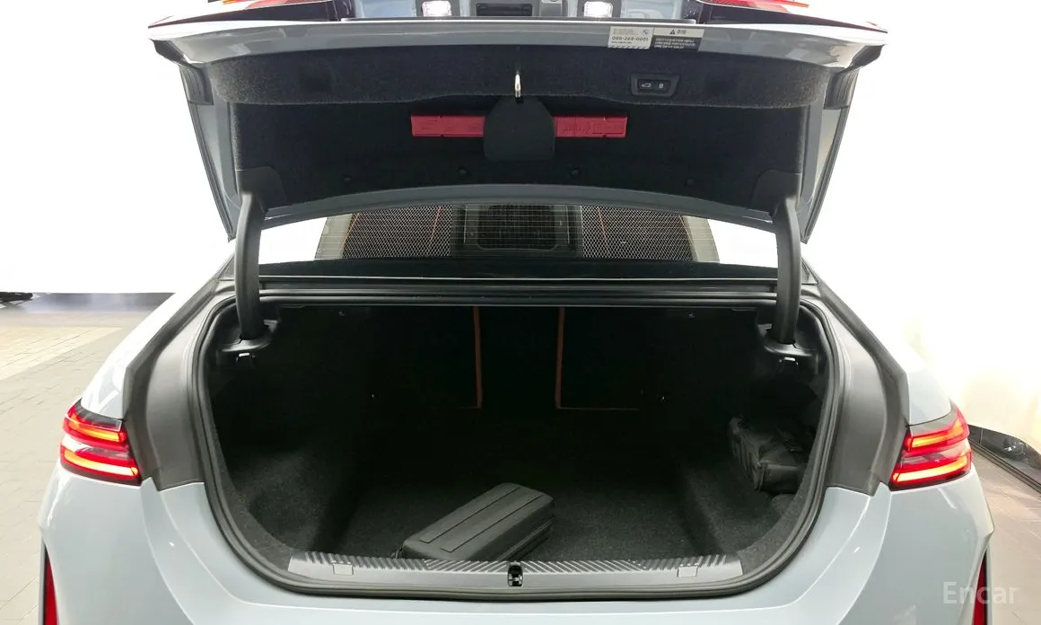 BMW M5 2024 M5 Sedan