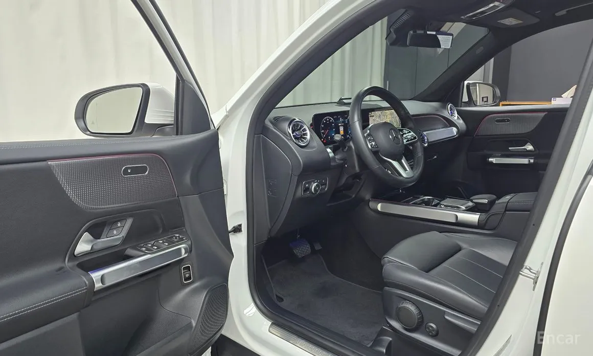 Mercedes-Benz GLB-Class 2020 GLB200 d