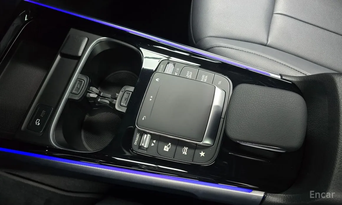 Mercedes-Benz GLB-Class 2020 GLB200 d