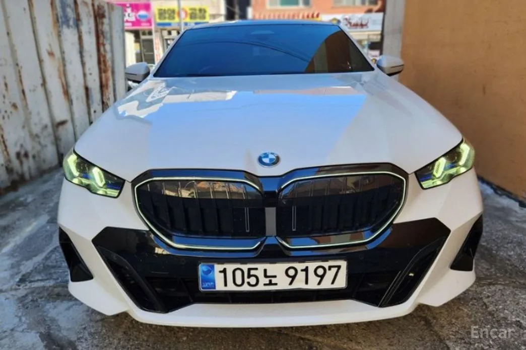 BMW 5 Series 2023 530i xDrive M Sport