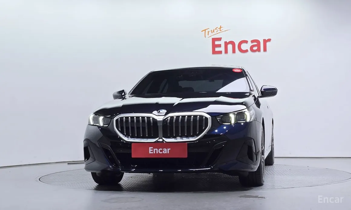 صورة 3 - BMW 5 Series