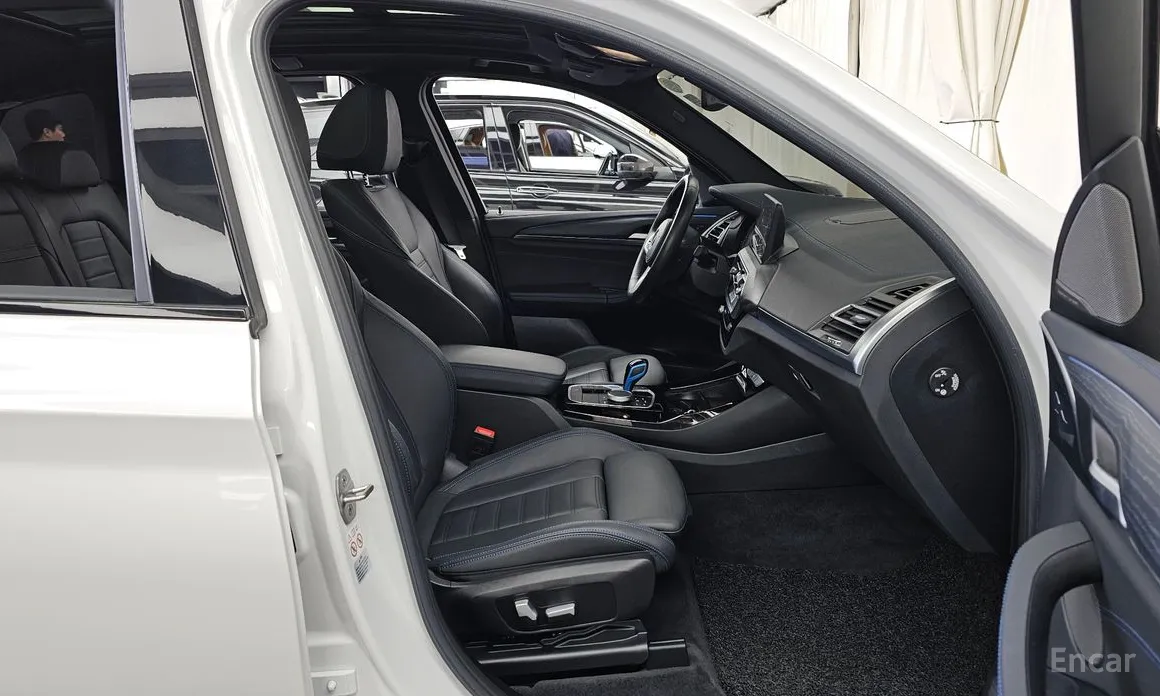 BMW iX3 2021 M Sports