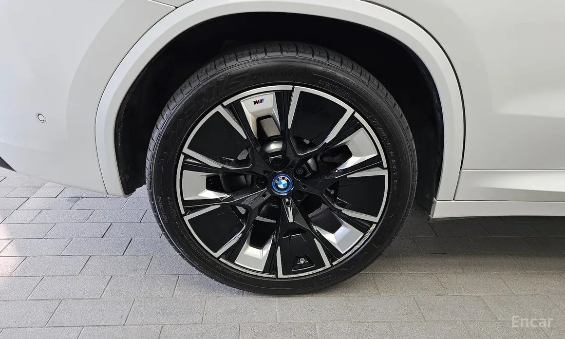 BMW iX3 2021 M Sports