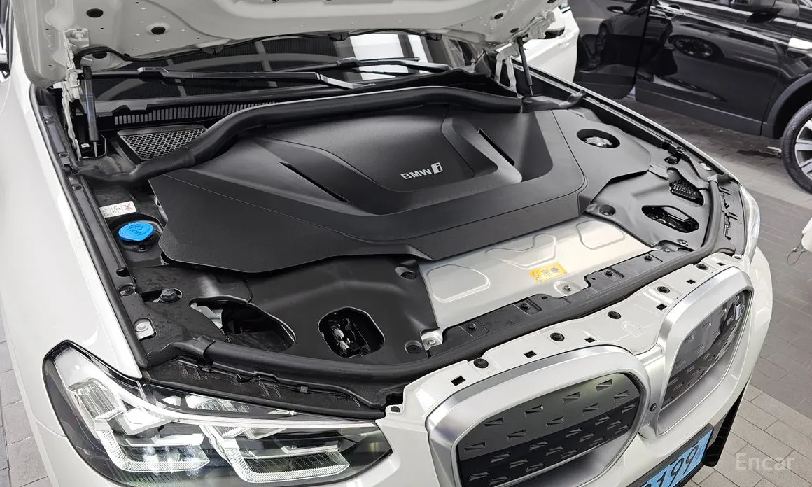BMW iX3 2021 M Sports
