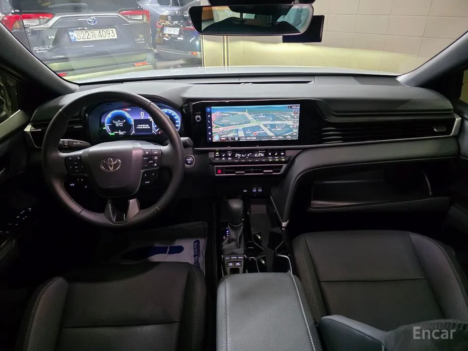 Toyota Camry 2024 2.5 XLE Hybrid