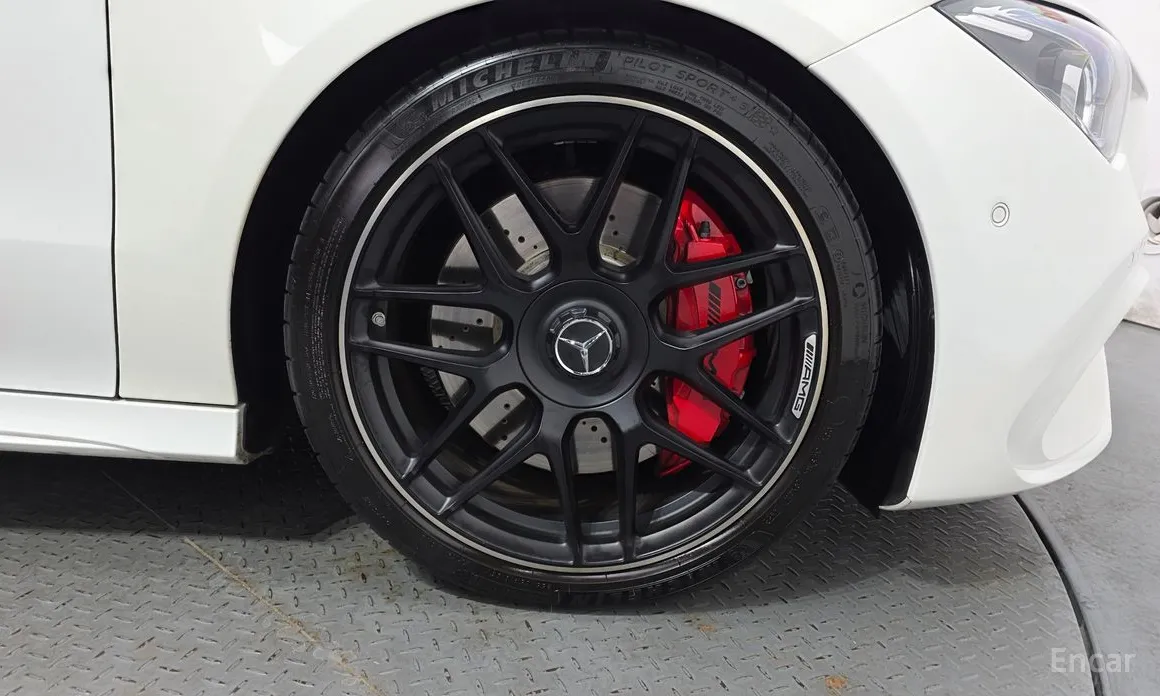 Фото 21 - Mercedes-Benz CLA-Class