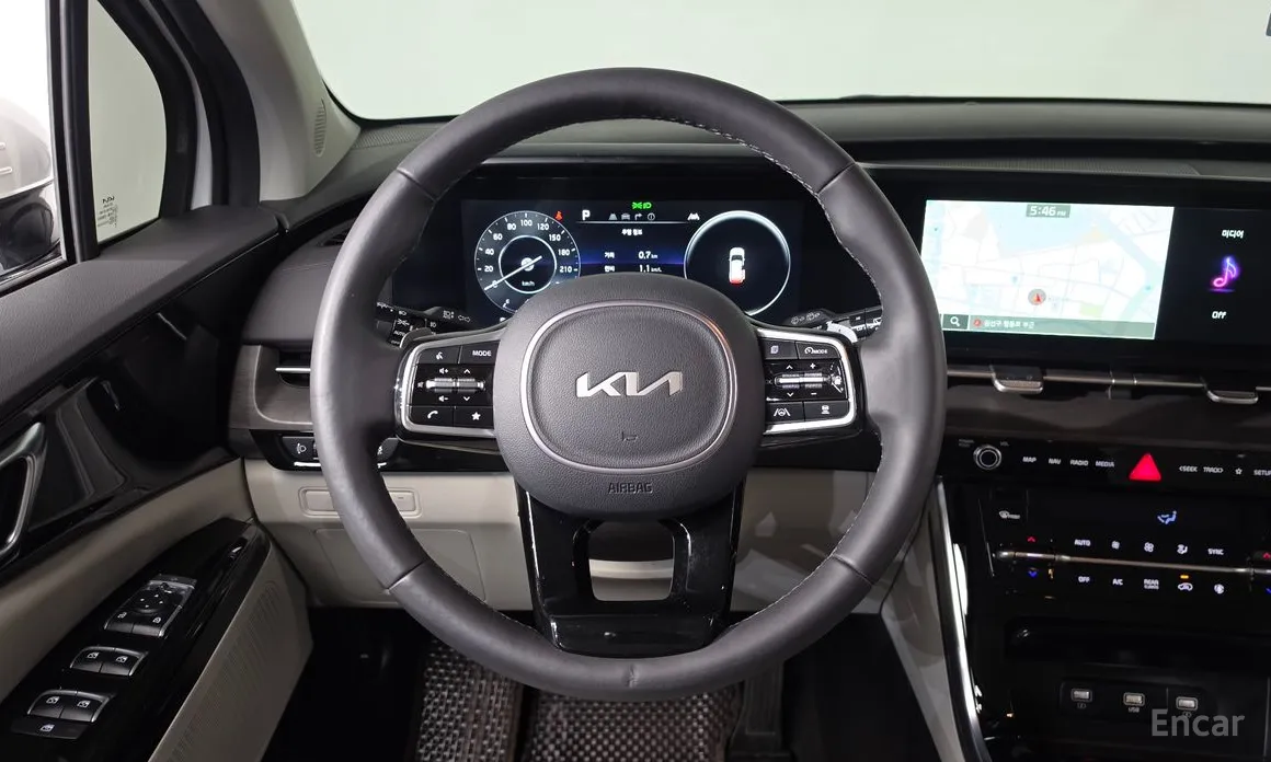 Фото 12 - Kia Carnival