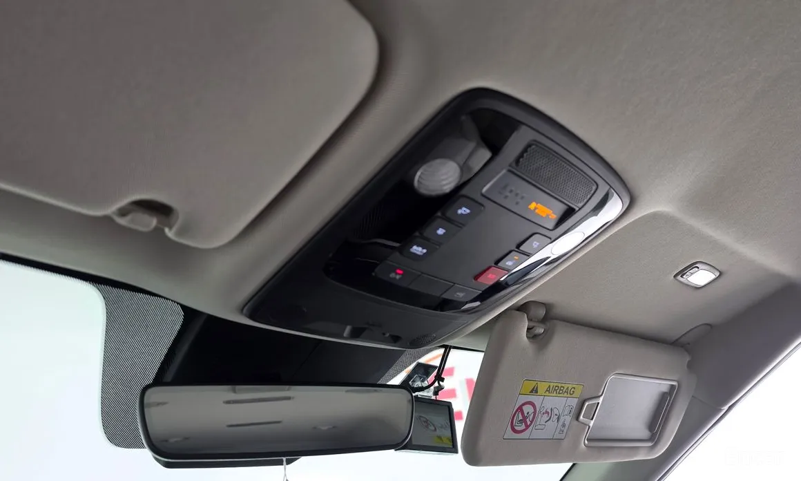 Фото 27 - Kia Carnival