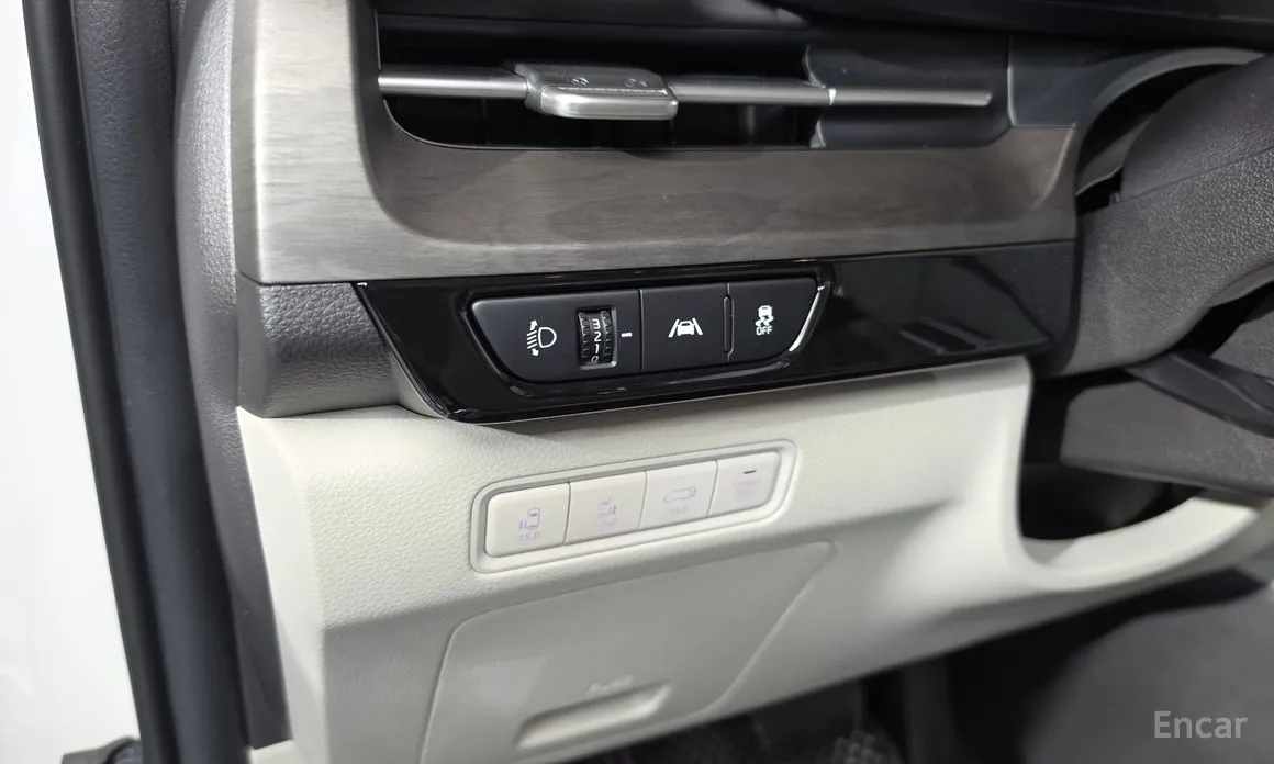 Фото 28 - Kia Carnival