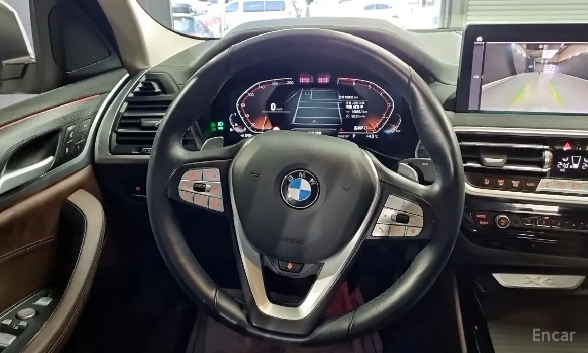 Фото 15 - BMW X4
