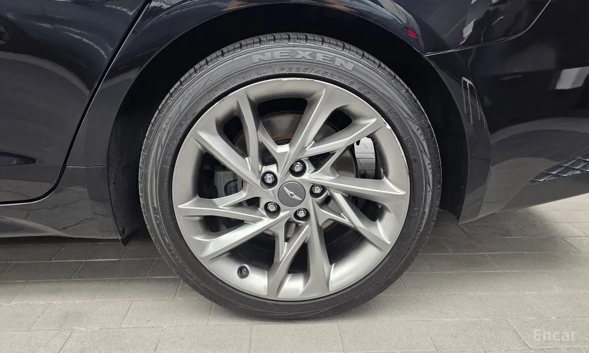 Genesis G70 2020 Gasoline 2.0T 4WD