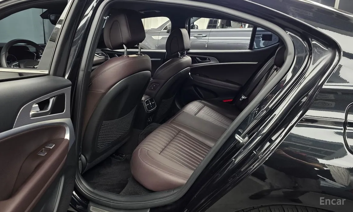 Genesis G70 2020 Gasoline 2.0T 4WD