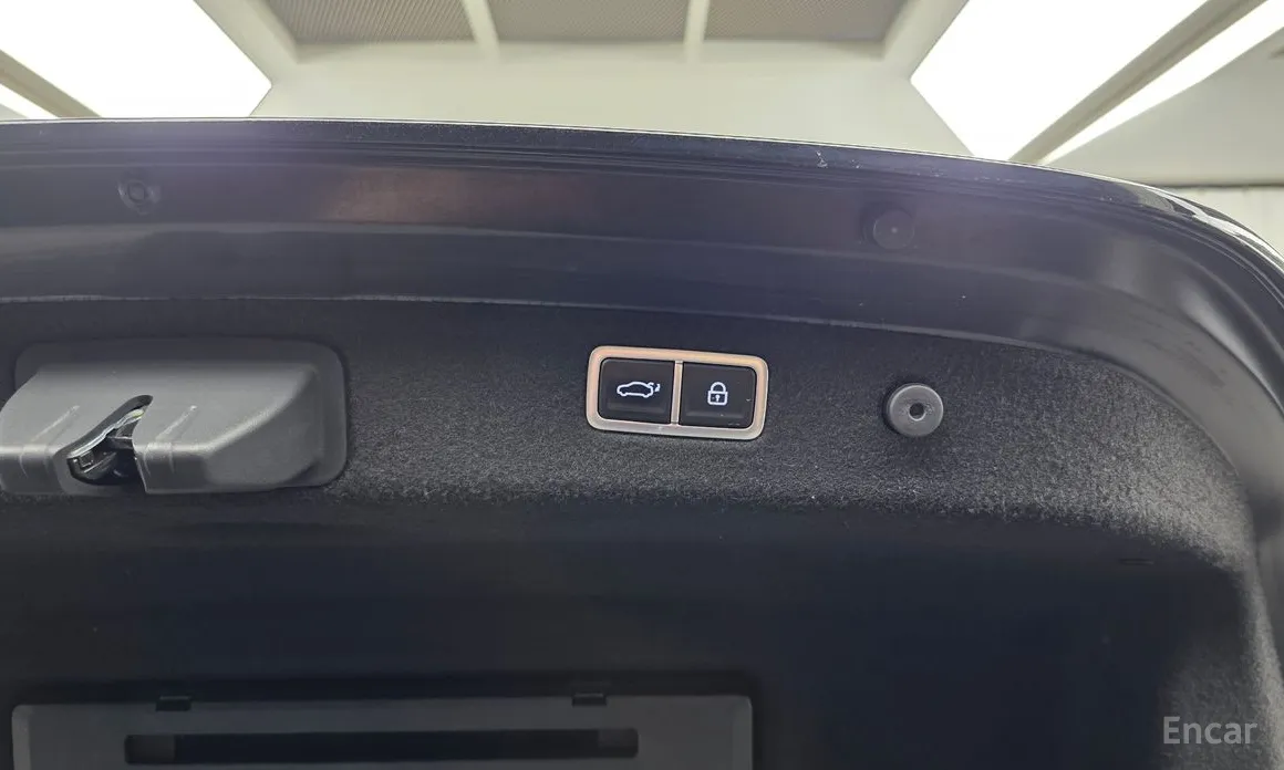 Genesis G70 2020 Gasoline 2.0T 4WD
