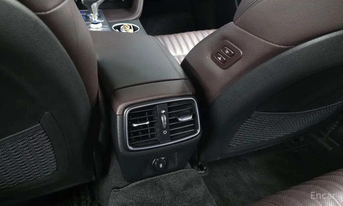 Genesis G70 2020 Gasoline 2.0T 4WD