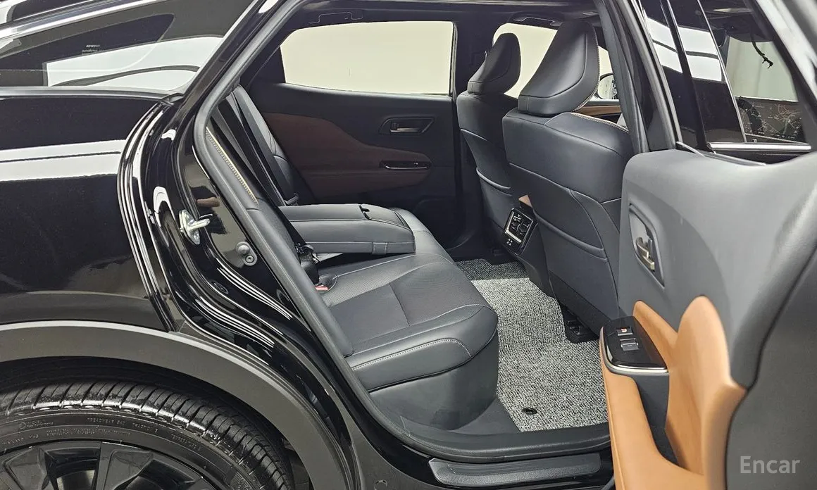 Toyota Crown 2023 2.5 4WD Hybrid