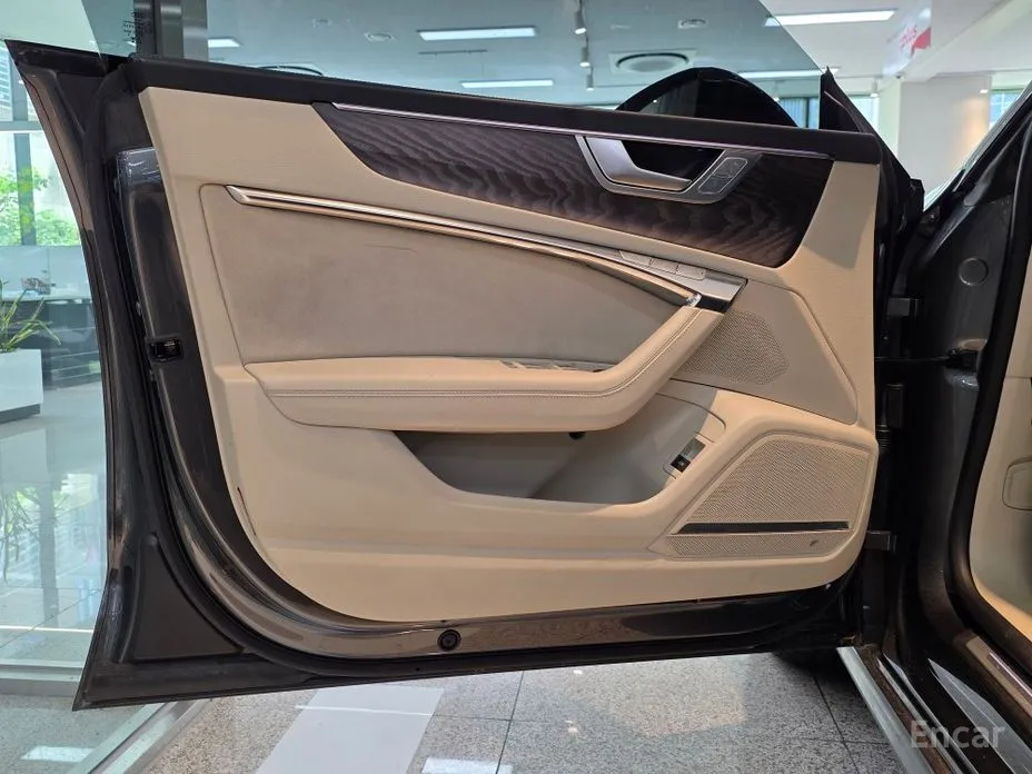 Audi A7 2018 55 TFSI Quattro Premium