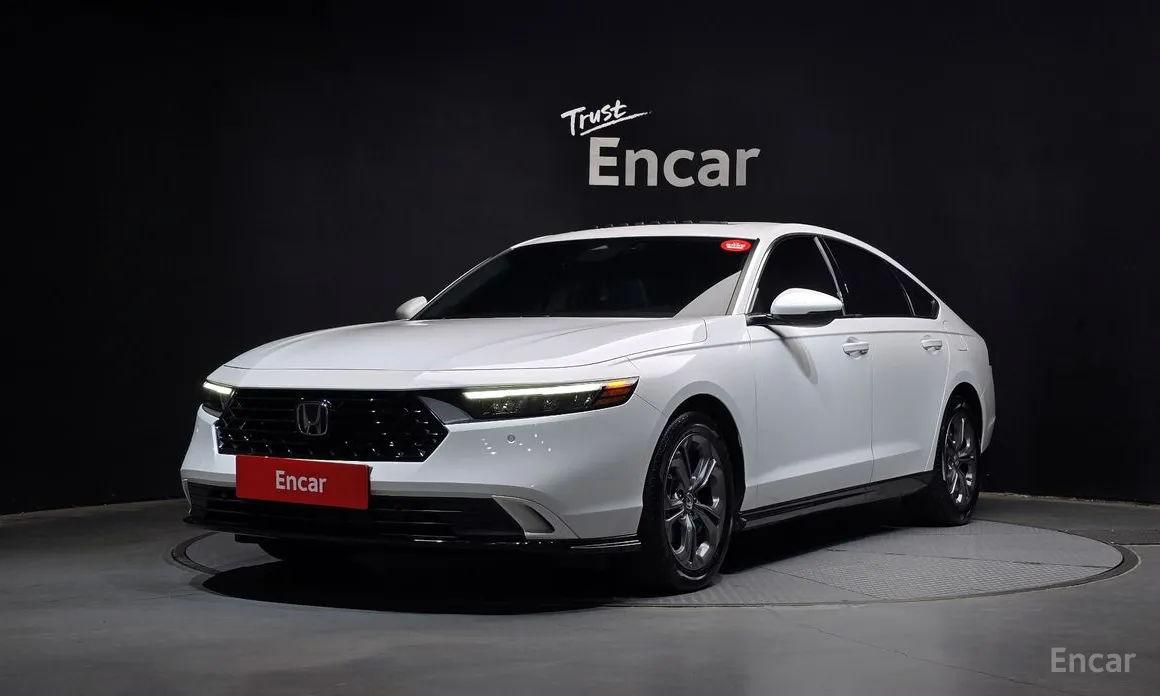 Фото 1 - Honda Accord