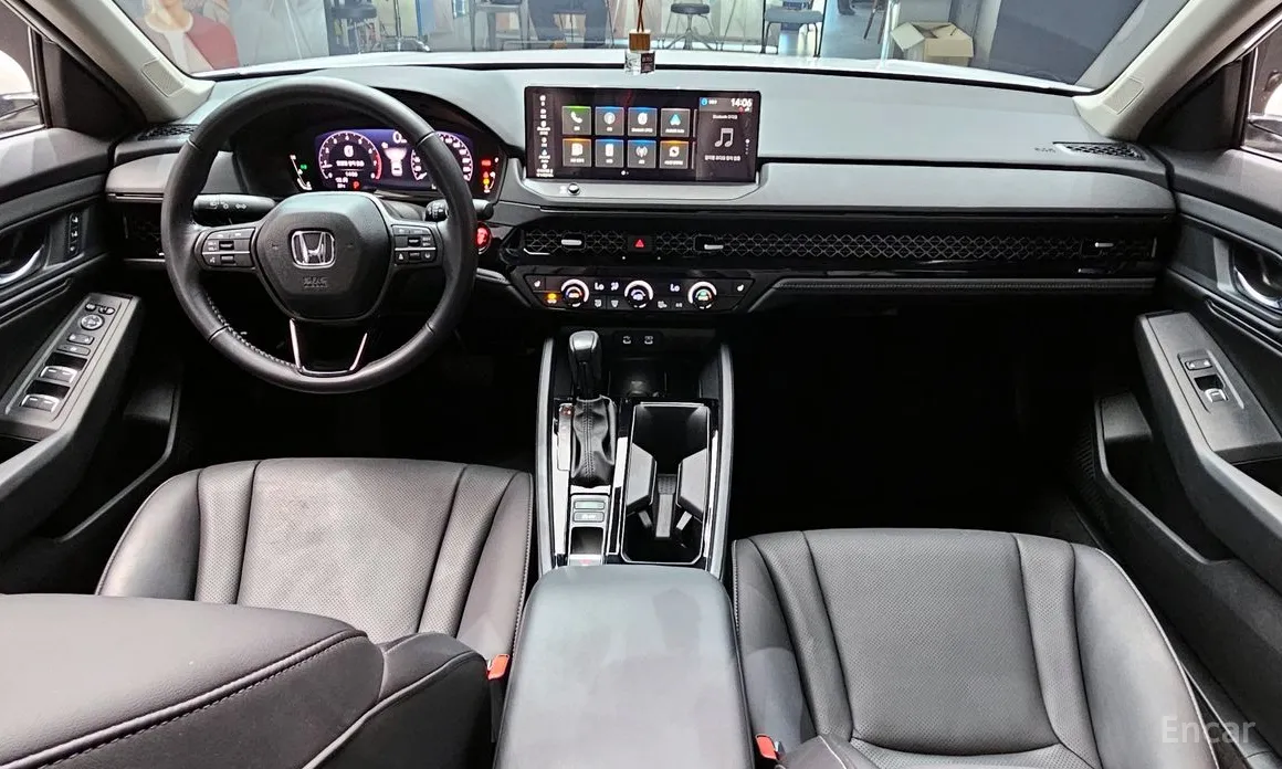 Фото 7 - Honda Accord