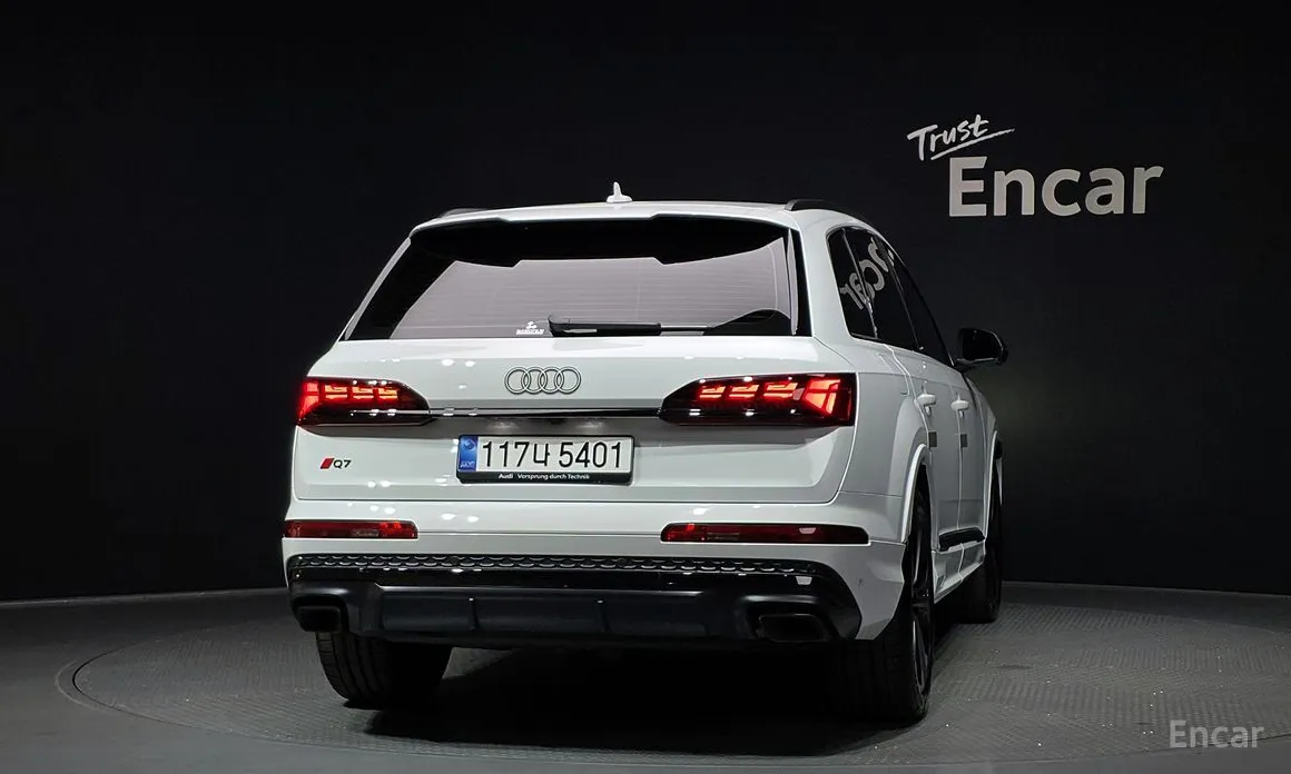 Audi Q7 2016 55 TFSI Quattro Premium