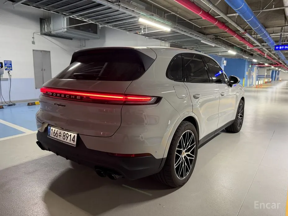 Фото 5 - Porsche Cayenne