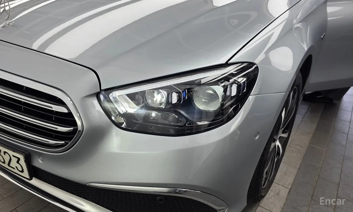 Mercedes-Benz E-Class 2016 E300e 4MATIC Exclusive