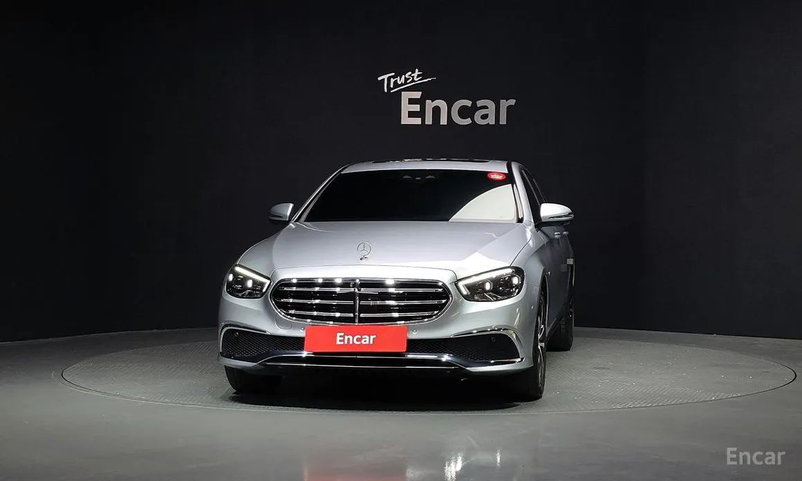 Mercedes-Benz E-Class 2016 E300e 4MATIC Exclusive