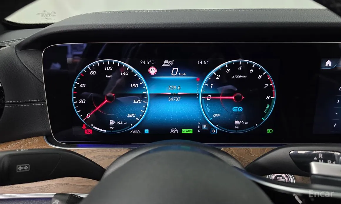 Mercedes-Benz E-Class 2016 E300e 4MATIC Exclusive