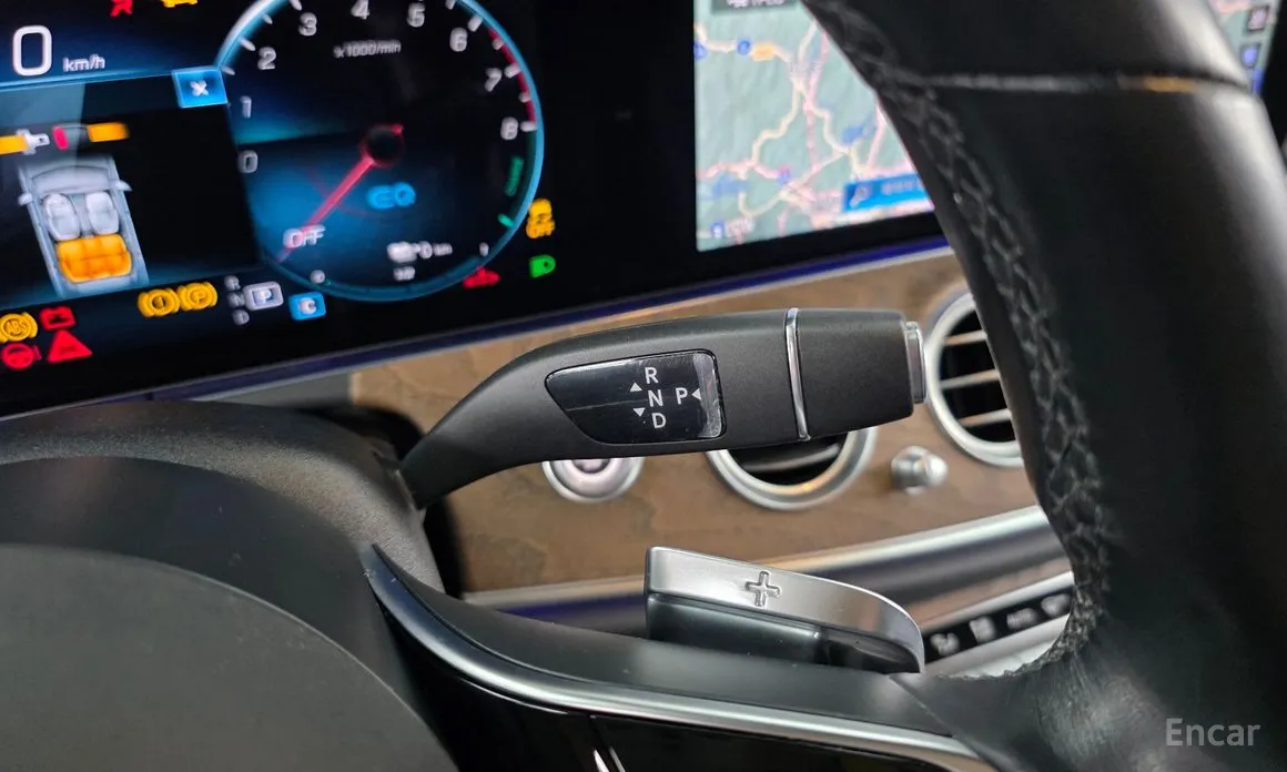 Mercedes-Benz E-Class 2016 E300e 4MATIC Exclusive