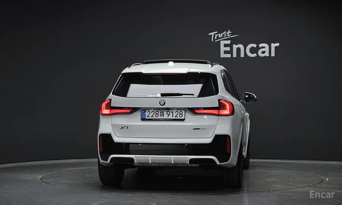 BMW X1 2023 xDrive 20i M Sport