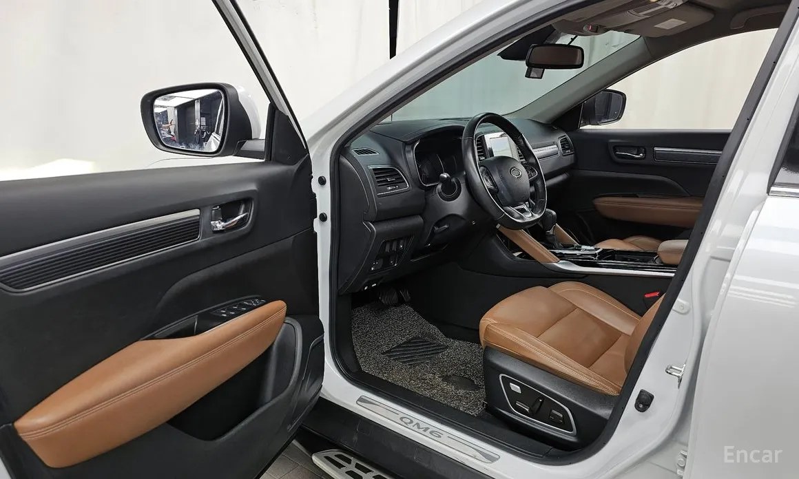 Photo 10 - Renault QM6