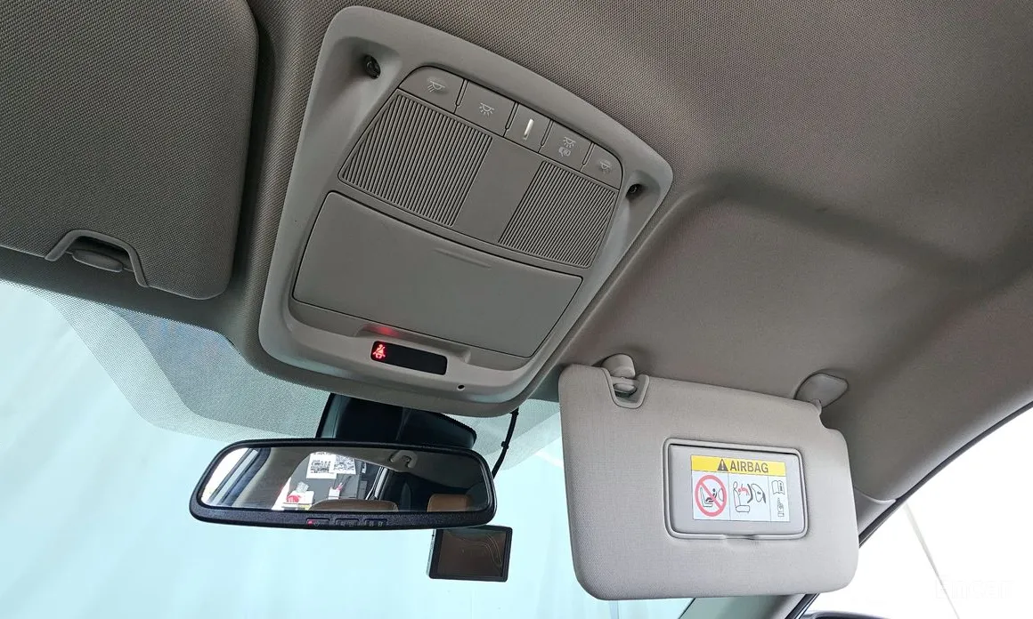 Photo 18 - Renault QM6
