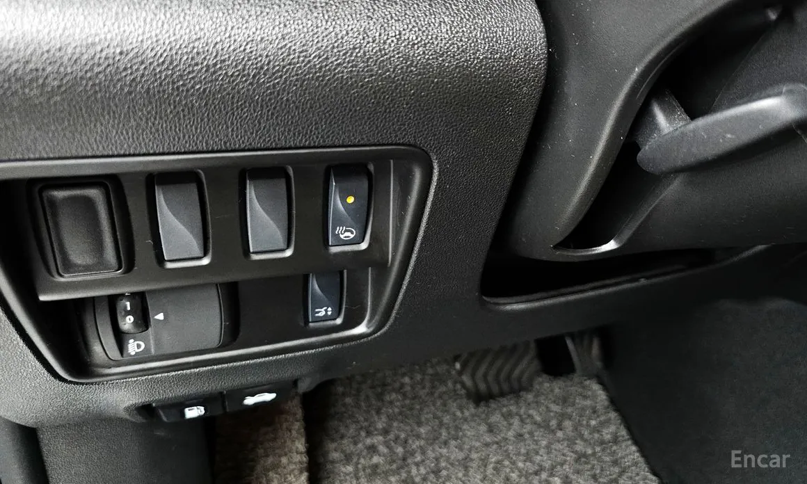 Photo 27 - Renault QM6