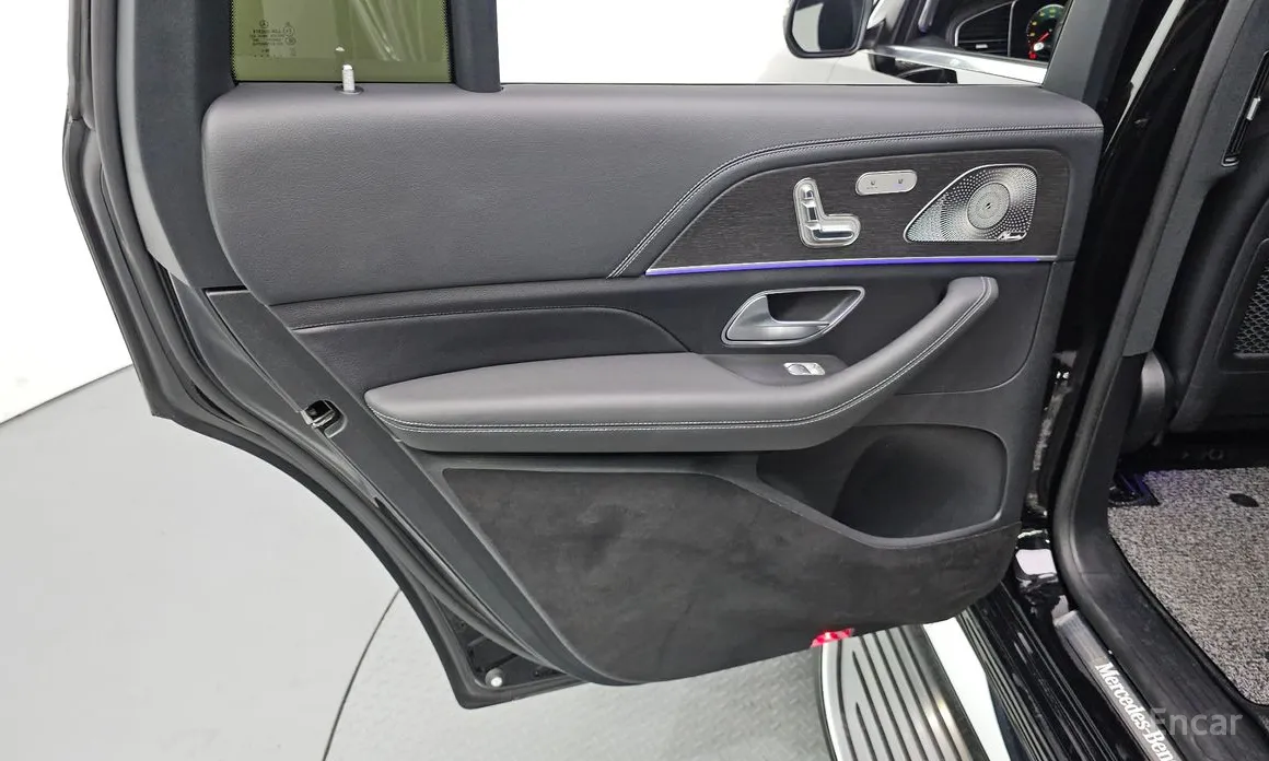 Фото 25 - Mercedes-Benz GLS-Class