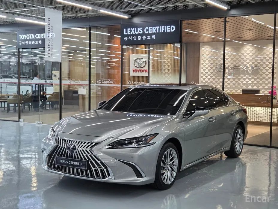 2018 Lexus ES