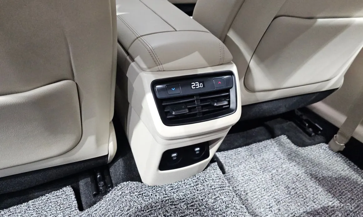 Kia K8 2024 Signature