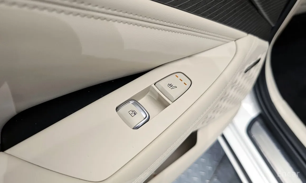 Kia K8 2024 Signature