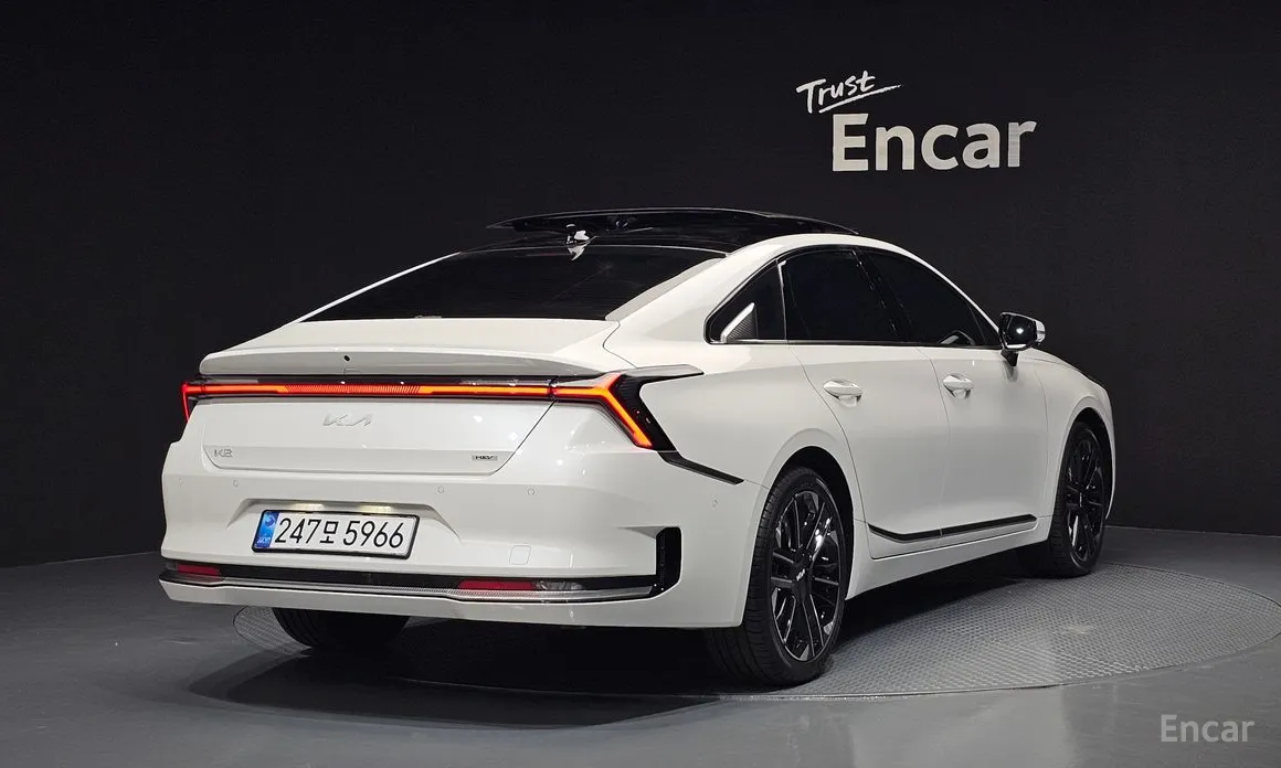 2024 Kia K8