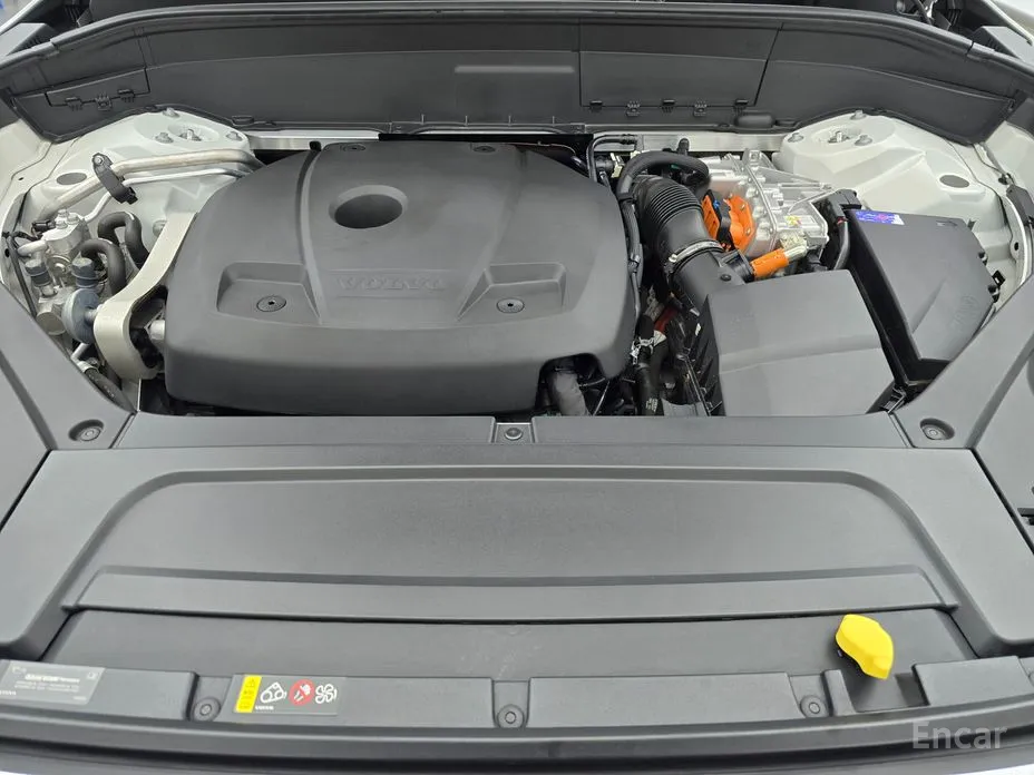 Фото 6 - Volvo XC90