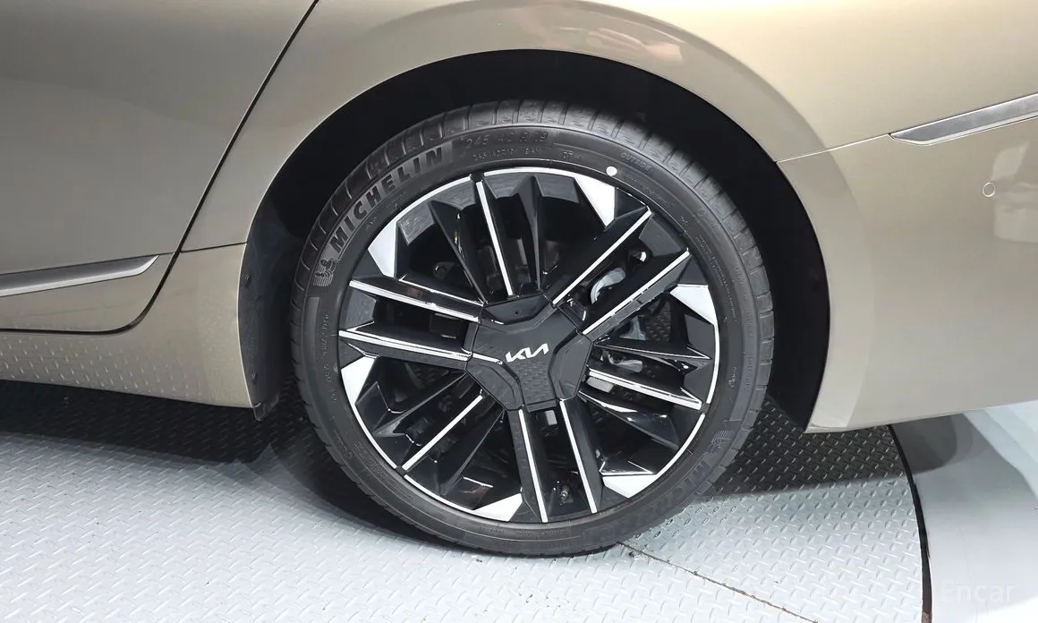 Kia K8 2024 Signature