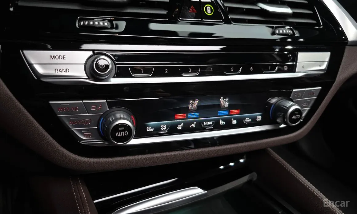 Фото 32 - BMW 5 Series